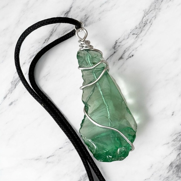 5 For $25💫Wrapped Green Mist Seaglass Pendant - Picture 3 of 4